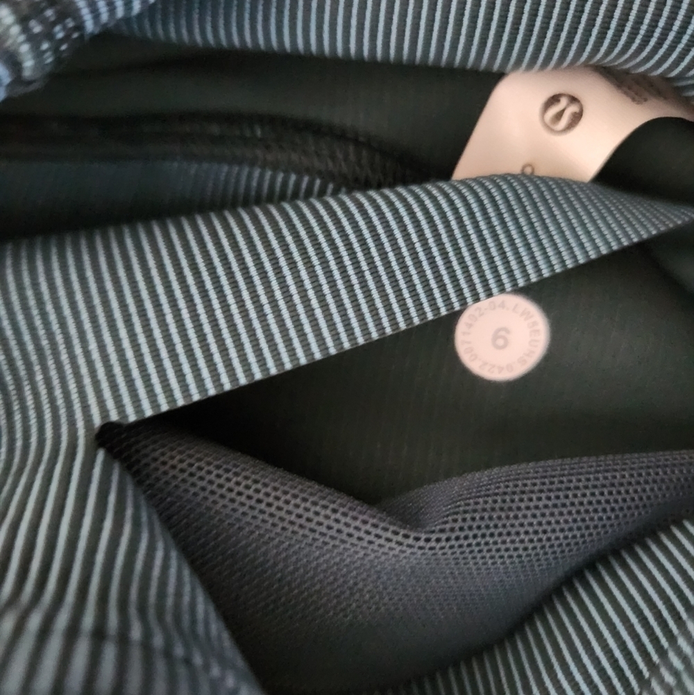Lululemon Base Pace Ribbed Tight - Picture 10 of 11